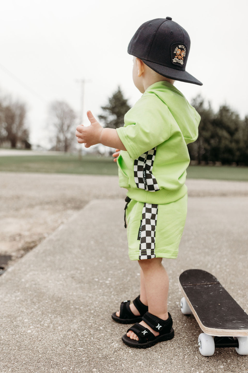 ELECTRIC CHECKS • SHORTS