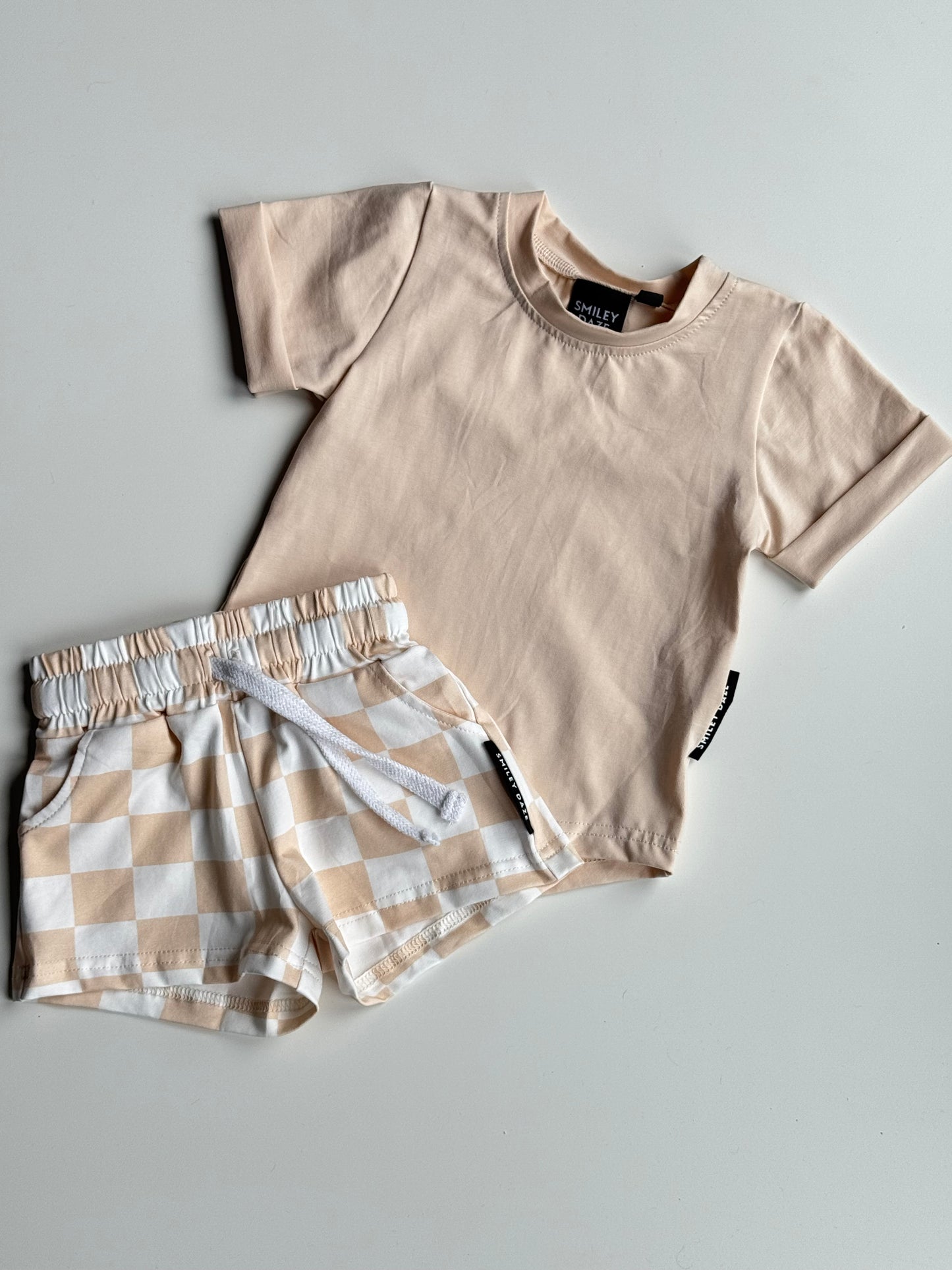 DUNE • CHECKERED SHORTS