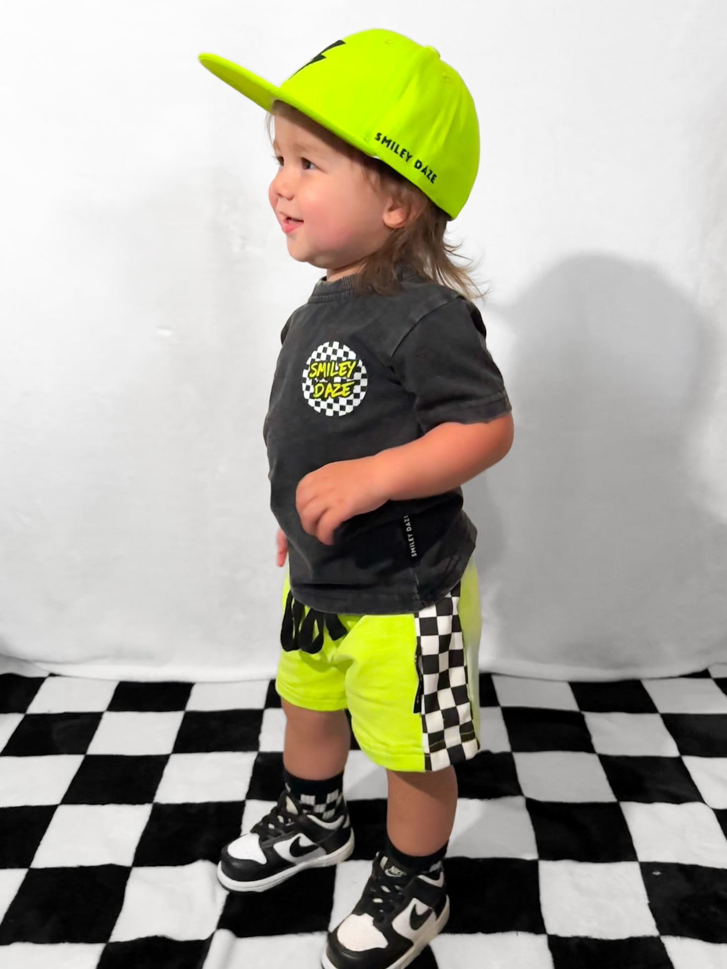 ELECTRIC CHECKS • SHORTS