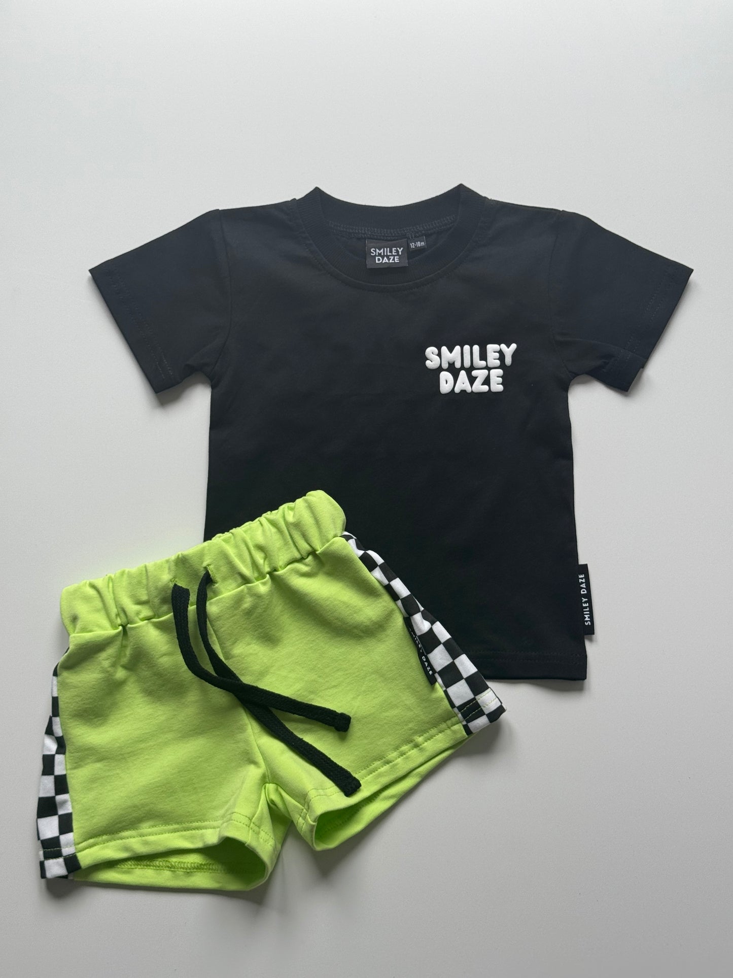 ELECTRIC CHECKS • SHORTS