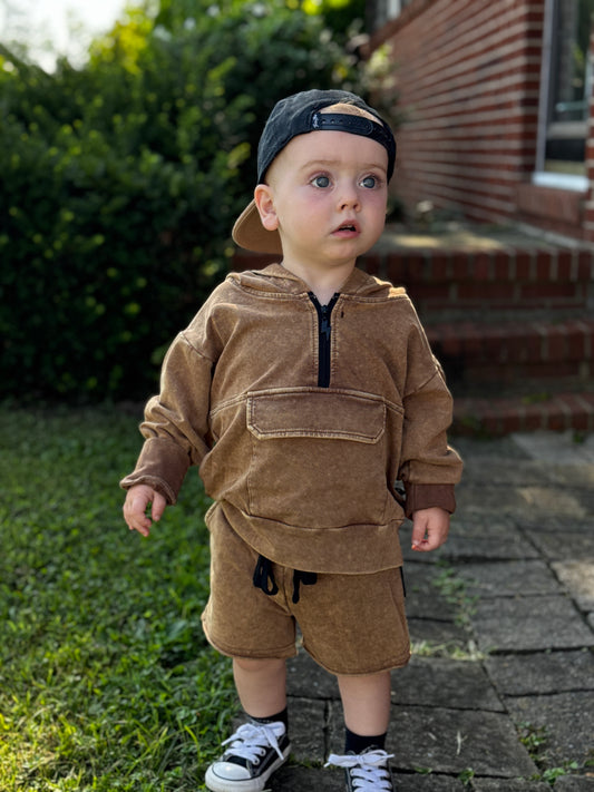 VINTAGE BRONZE • HALF ZIP ACID-WASHED HOODIE