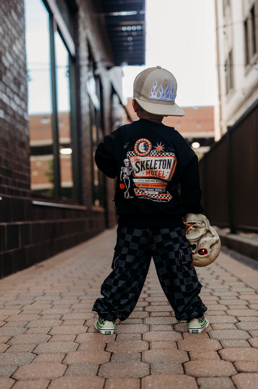 SKELETON MOTEL • CREWNECK