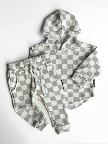 TAN CHECKERED • WAFFLE SET