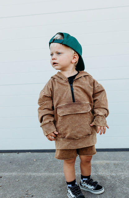 VINTAGE BRONZE • HALF ZIP ACID-WASHED HOODIE