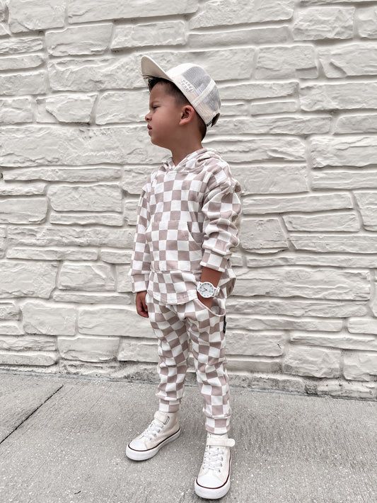 TAN CHECKERED • WAFFLE SET