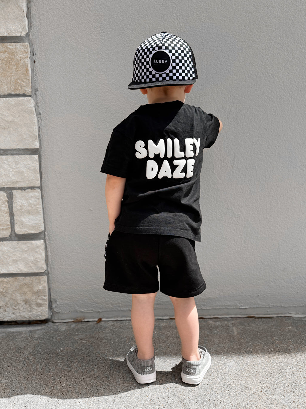 SMILEY DAZE • PUFF PRINT • T-SHIRT