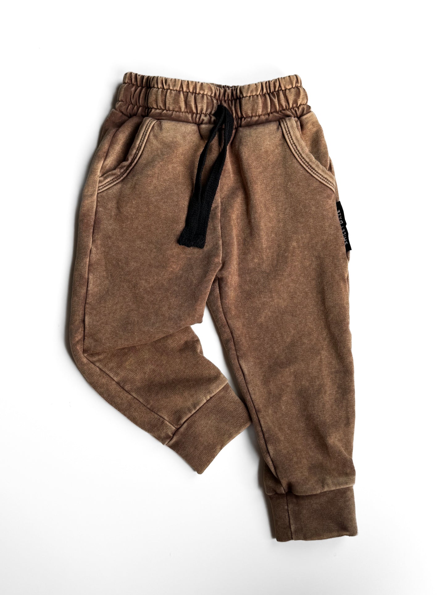 VINTAGE BRONZE • ACID-WASHED JOGGERS