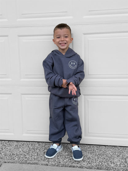 STAY COZY • SMILEY SWEATSUIT