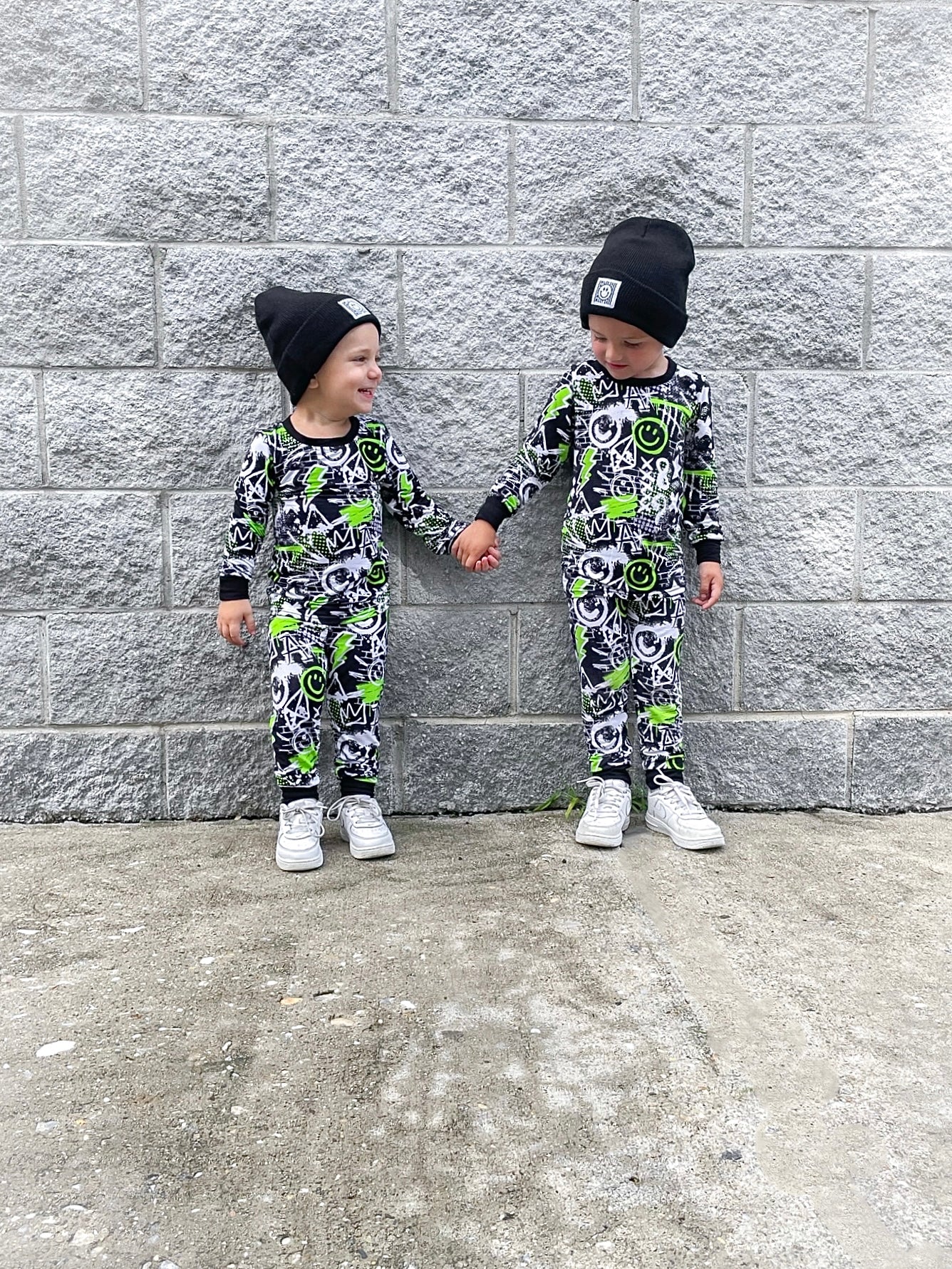 GREEN GRAFFITI • BAMBOO 2 PIECE SET