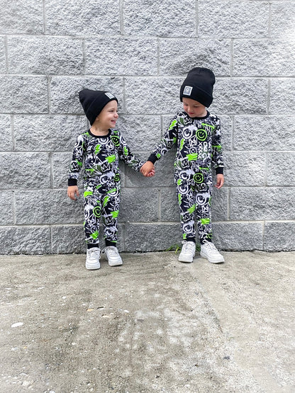 GREEN GRAFFITI • BAMBOO 2 PIECE SET