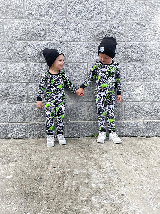 GREEN GRAFFITI • BAMBOO 2 PIECE SET