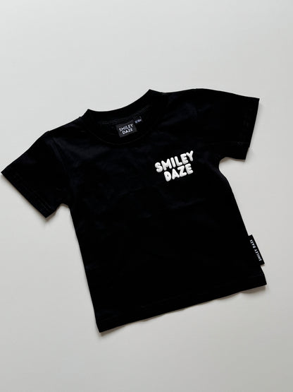 SMILEY DAZE • PUFF PRINT • T-SHIRT