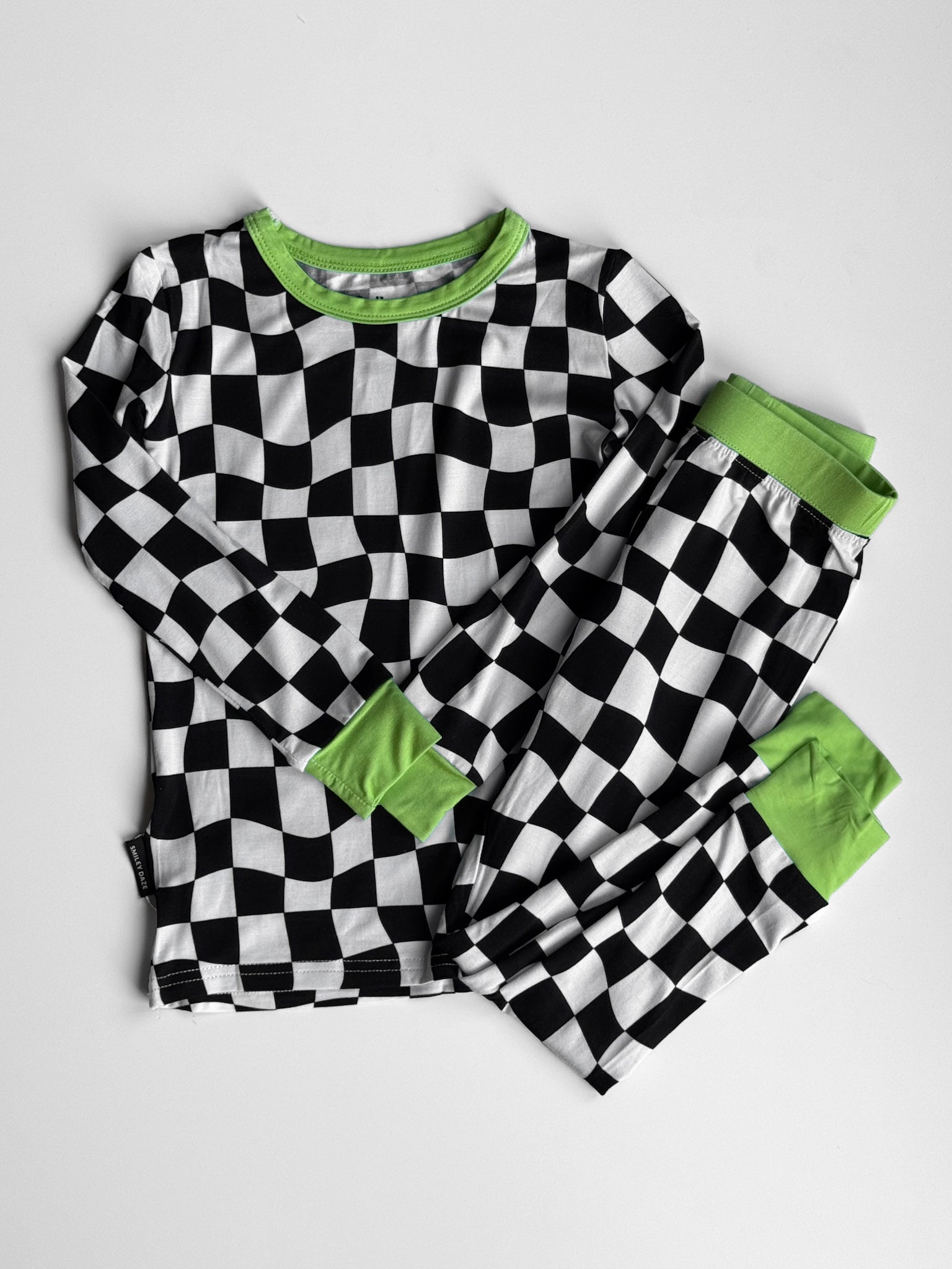 Stylish clothes for your littles – Smiley Daze