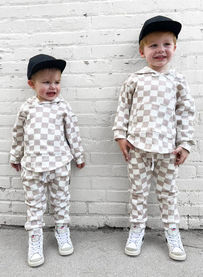 TAN CHECKERED • WAFFLE SET