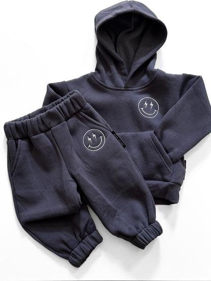 STAY COZY • SMILEY SWEATSUIT