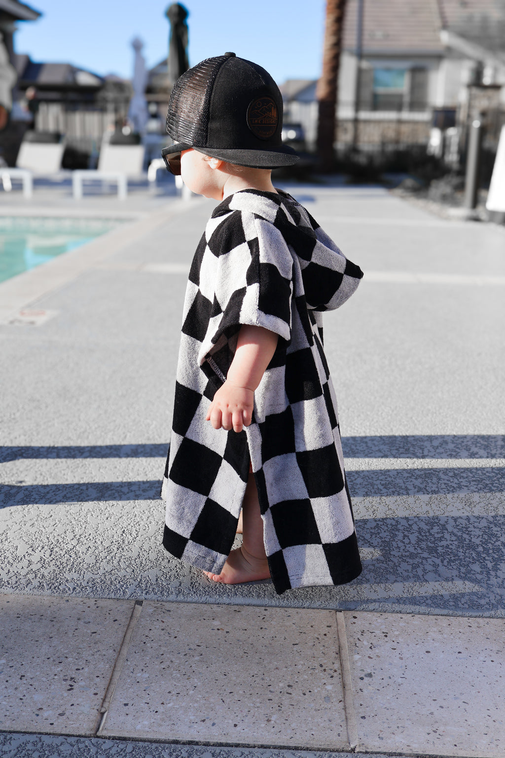 DRY DAZE AHEAD • CHECKERED HOODED TOWEL