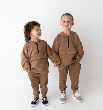 VINTAGE BRONZE • HALF ZIP ACID-WASHED HOODIE